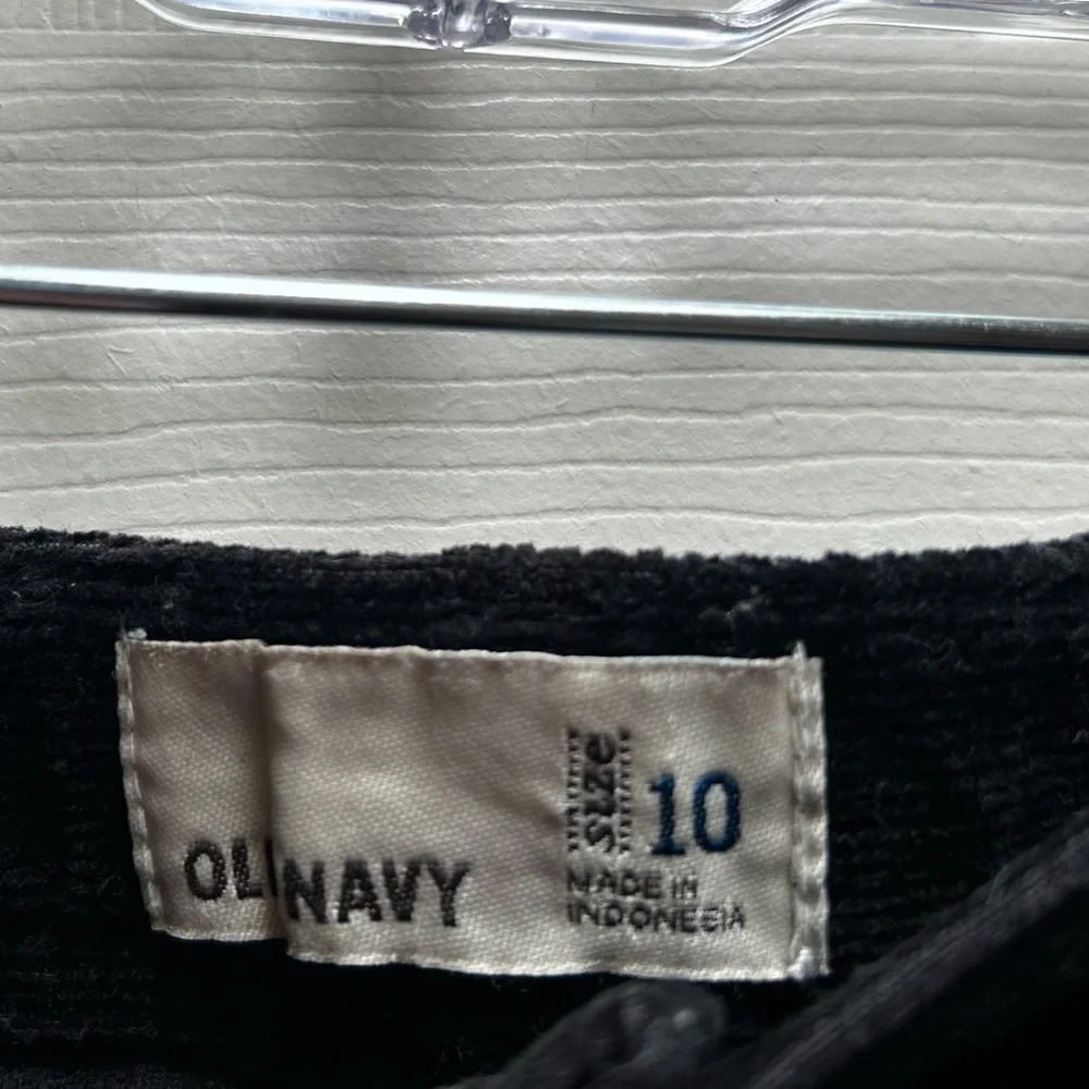 OLD NAVY Black Corduroy Mini Skirt Girls Size 10 adjustable waist straps
